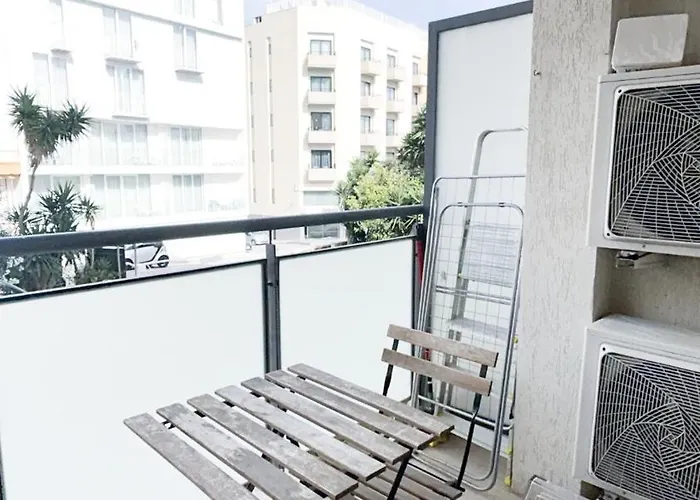 100m From Paceville Apartamento