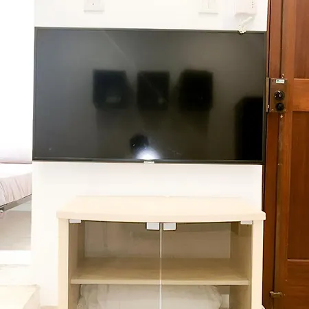 100m From Paceville Daire